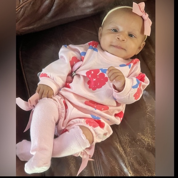 Carter’s Raspberry Long Sleeve Short Set - Picture 1 of 2